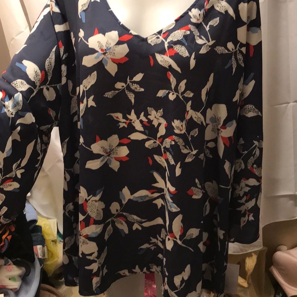 NWT sz 22 blue floral blouse by Michel studio